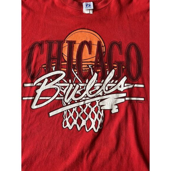 Vintage Logo 7 Chicago Bulls T-shirt Red Sz XL Single Stitch Rare Check Photos - Picture 2 of 10